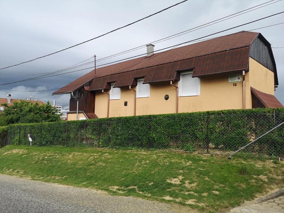 Karos Central Apartmanhaz Zalakaros Εξωτερικό φωτογραφία